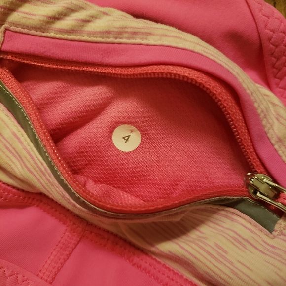 Lululemon Women's crop leggings pants - Picture 4 of 11